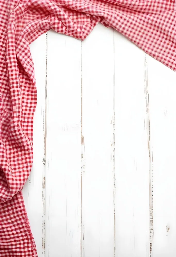 Red And White Checkered Tablecloth On A White Wooden Table The Tablecloth Is On The Center Blank Space In The Center 1 4a1a