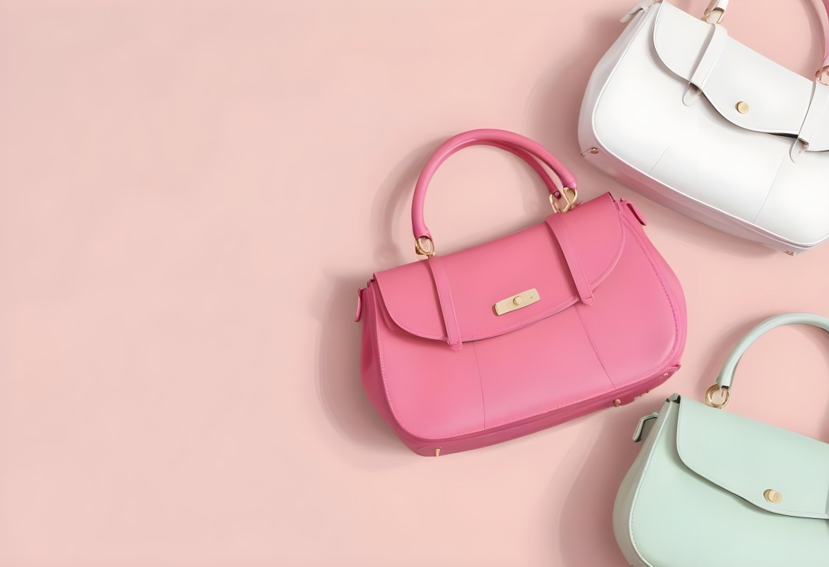 Digital Painting Three Handbags One Pink One White And One Green On A White Background Bold And Slim Lines Brush Strokes 11 7d4f
