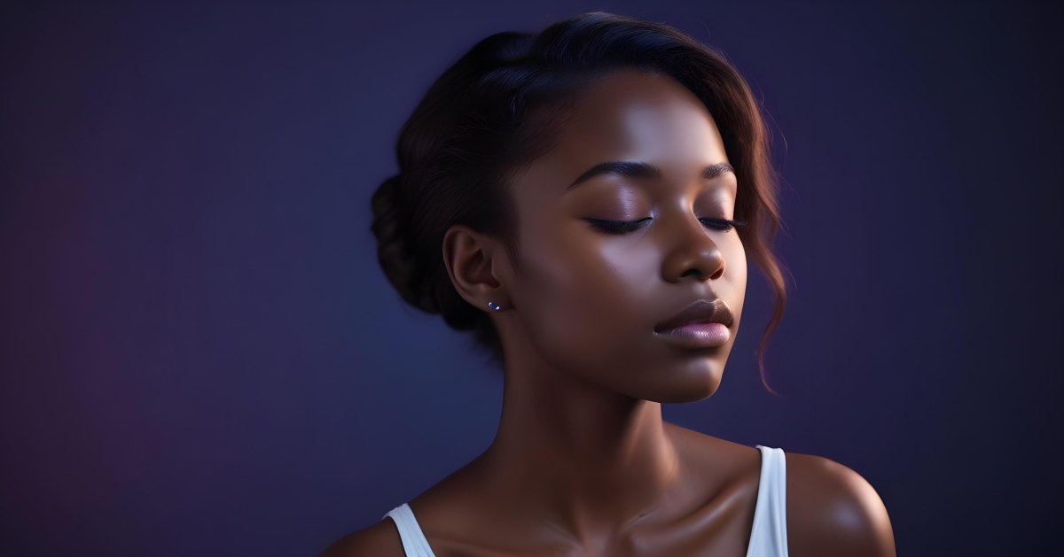 Minimal Soft Studio Light Photography A White Woman 23 Years Old With Dark Skin And Her Eyes Closed In A Dark Background With Blue And Purple Lights High Detail Solid Bold Color Background 55 Aae2