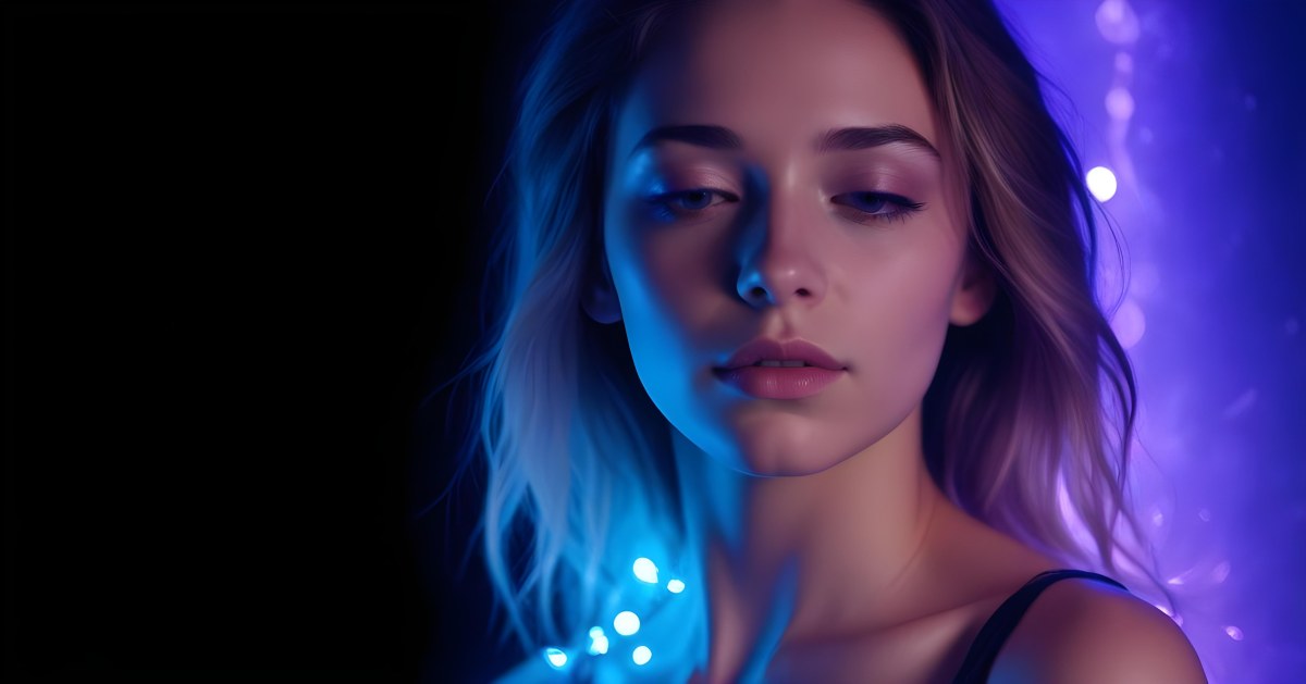 Minimal Soft Studio Light Photography A White Woman 23 Years Old With Dark Skin And Her Eyes Closed In A Dark Background With Blue And Purple Lights High Detail Solid Bold Color Background 7 B658