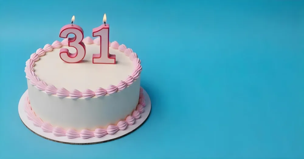 Birthday Cake With Pink Frosting And The Number 31 Candles On Top In A Blue Background 21 Ecbd
