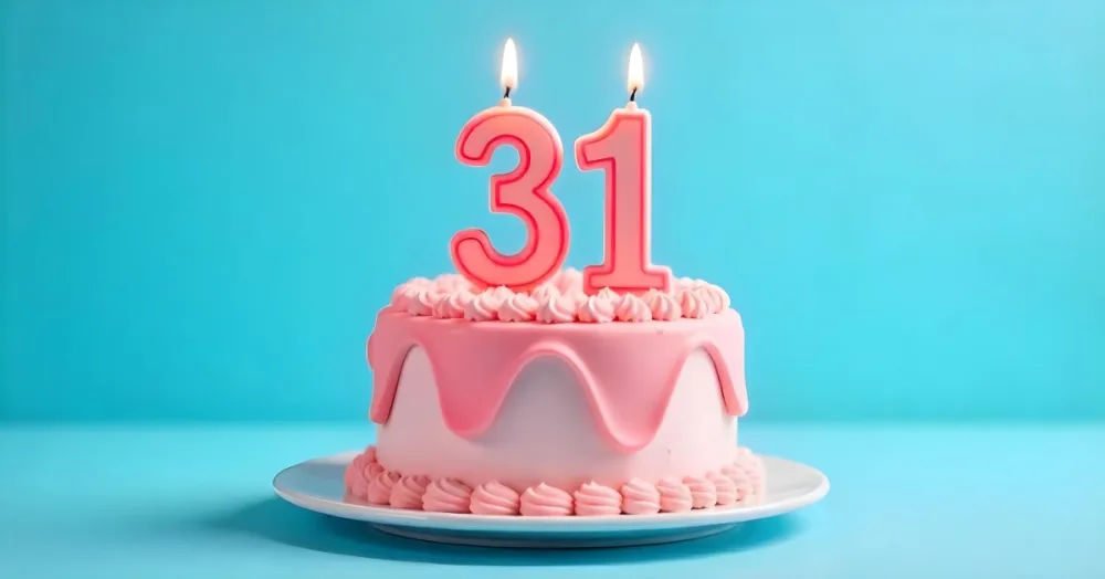 Birthday Cake With Pink Frosting And The Number 31 Candles On Top In A Blue Background 5 Dc15