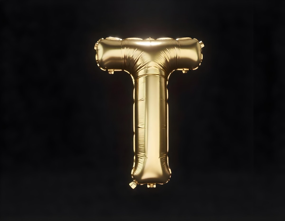 Golden Balloon Letter T Shiny And Reflective Floating In A Dark Background Casting A Soft Shadow Creating A Luxurious And Celebratory Atmosphere 21 3002