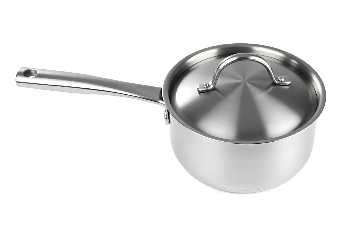 Stainless Steel Saucepan With Lid And Handle Placed On A White Background Kitchenware Cooking Equipment Metal Material Simple Design Clean And Modern 5 E96f