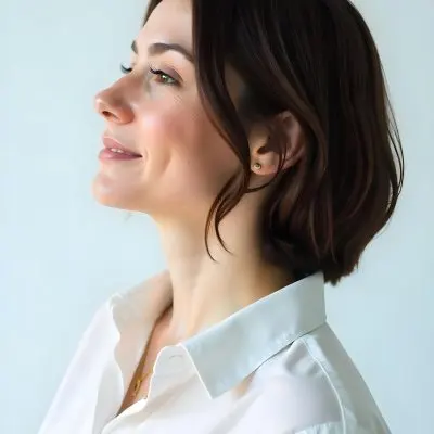 A 30 Year Old White Woman With Short Brown Hair And White Shirt In A White Background 20 7701