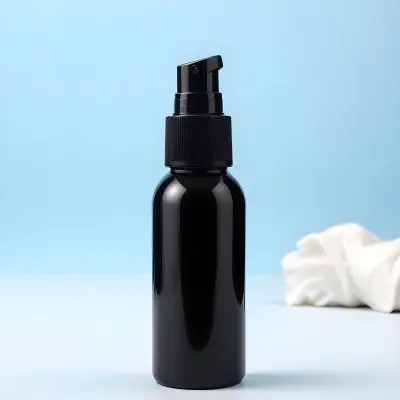 A Black Spray Bottle With A White Towel On A Light Blue Background 3 Beed