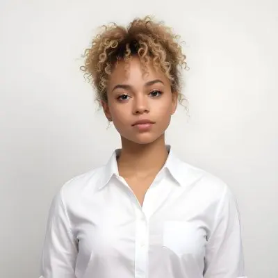 A Black Woman 25 Years Old With Curly Blonde Hair Wearing A White Shirt In A White Background 26 0cce