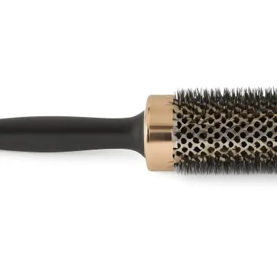 A Close Up Image Of A Round Hair Brush With Metal Bristles 6 Cf29