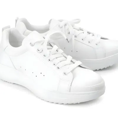 A Pair Of White Sneakers With White Laces White Sole White Background 26 C3d6