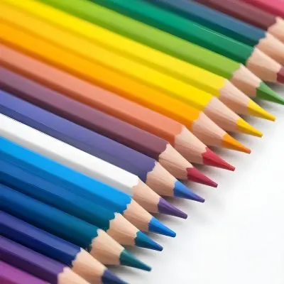 A Set Of Colored Pencils Arranged In A Row With A Rainbow Of Colors On A White Background 15 Dd4a 4e2c