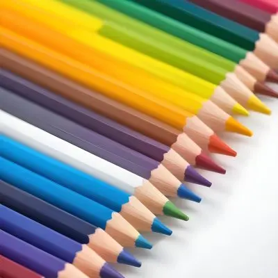 A Set Of Colored Pencils Arranged In A Row With A Rainbow Of Colors On A White Background 22 Ce51 A05b