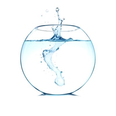 3d Model A Glass Filled With Water A Splash Of Water Is Visible The Background Is Plain White The Glass Is Made Of Clear Glass Figure Octane Render Volumetric Highly Detailed Videogame Aesthetic 52 44ab